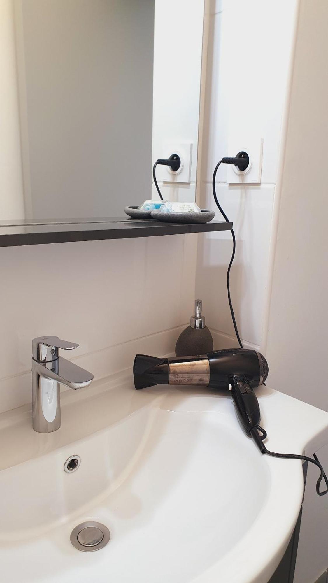 L'Olympe Vue Lac Parking Clim Wifi - Rossiconciergerie - Linge Inclus 라그랑모트 외부 사진